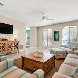 https://emerald-shores-by-wyndham-vacation-rentals.panamacity-beachhotels.com